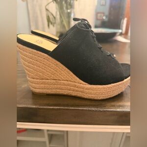 Chic Black Wedge Sandals with Rope Platform